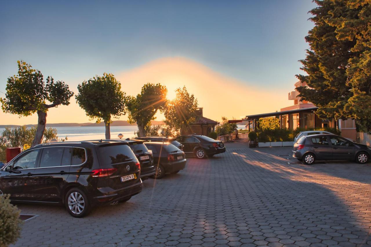 Pension Augustino Miletici Εξωτερικό φωτογραφία