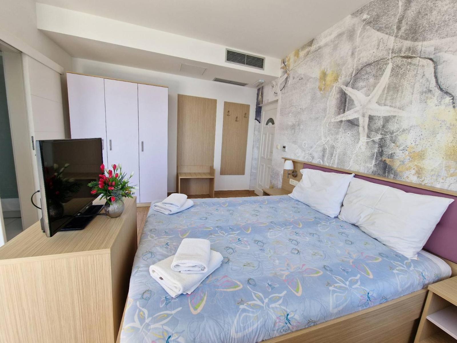 Pension Augustino Miletici Εξωτερικό φωτογραφία